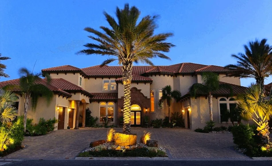 Outdoor landscape lighting design Tampa Bay by Millennium Lawn